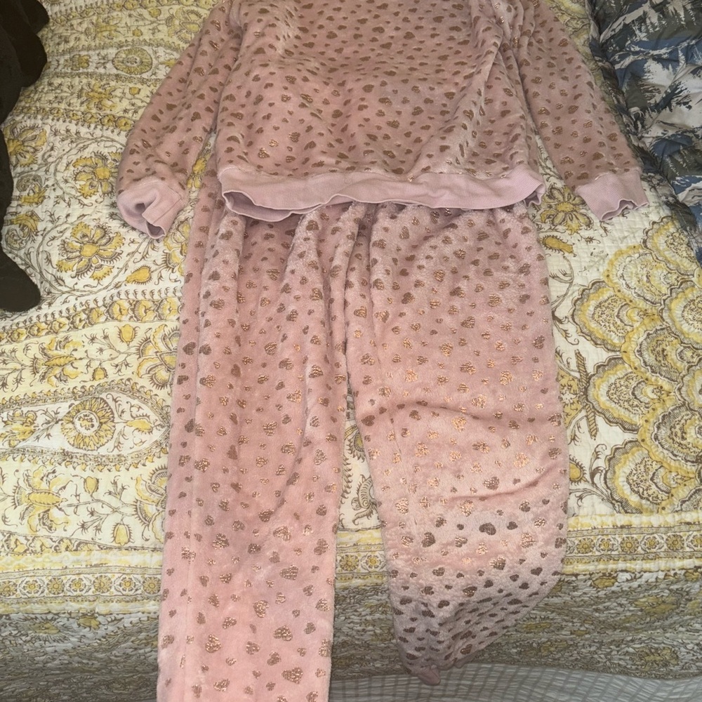 Pink Heart Patterned Pajama Set